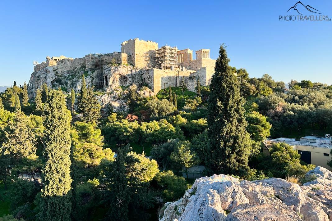 La vista desde el Areópago hacia la Acrópolis de Atenas