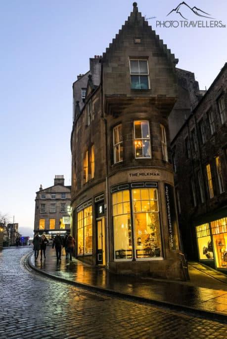 Façade d'un café dans la Cockburn Street