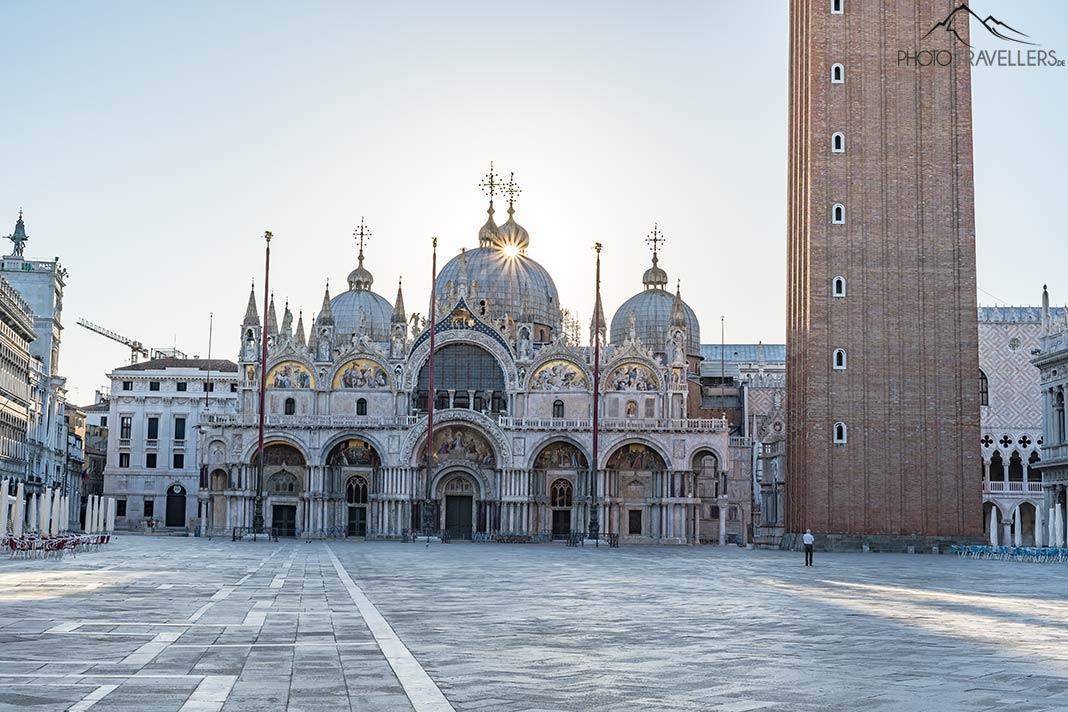 La Plaza de San Marcos en Venecia por la mañana