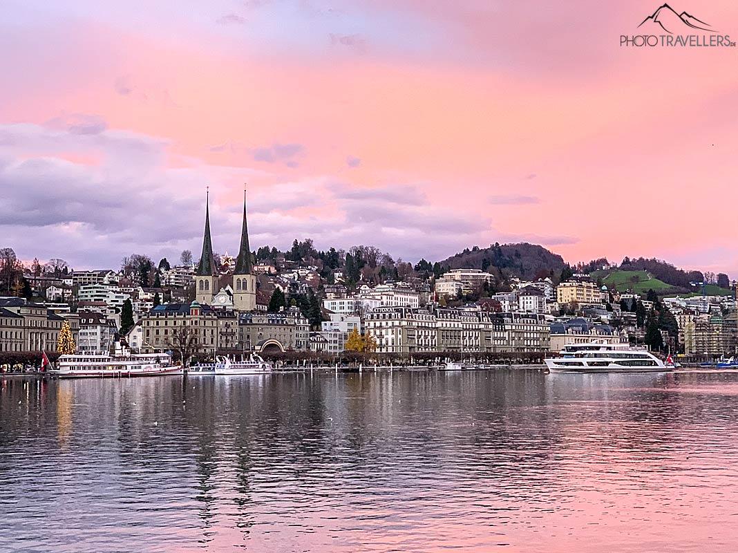 L'église de la cour à Lucerne