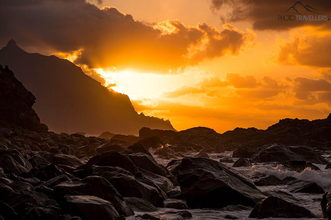 Coucher de soleil à la plage de Benijo