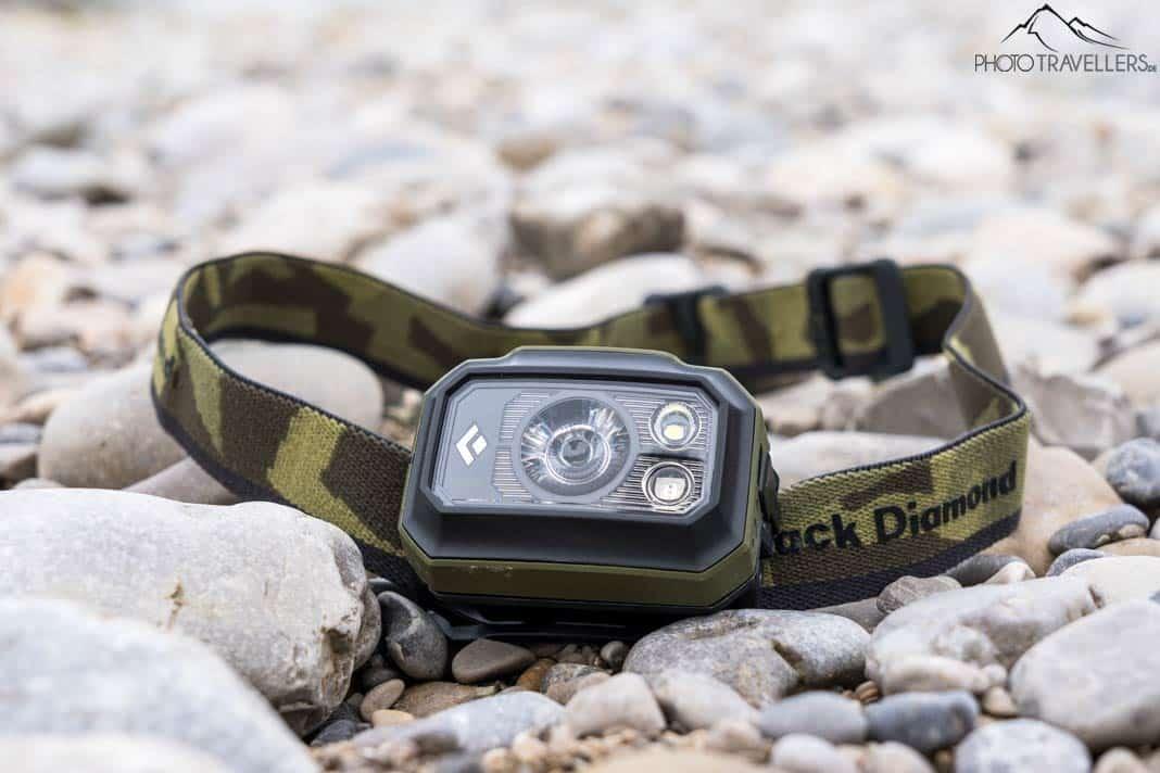 A lanterna de cabeça LED Black Diamond Storm 400