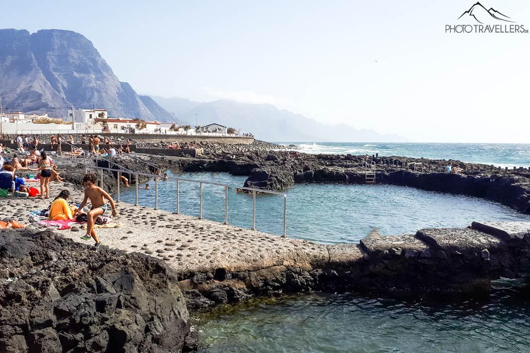 Vue sur les piscines naturelles d'Agaete