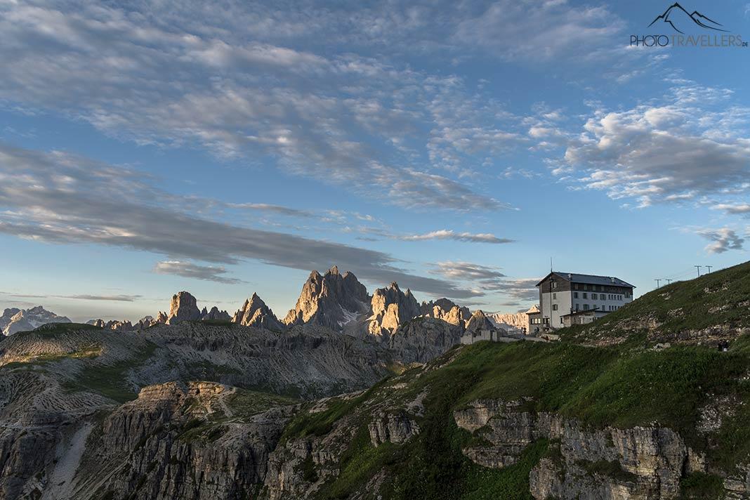 Vista da Auronzohütte pela manhã