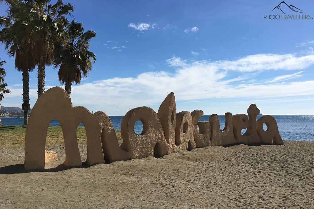 L'inscription sur la plage Malagueta à Malaga
