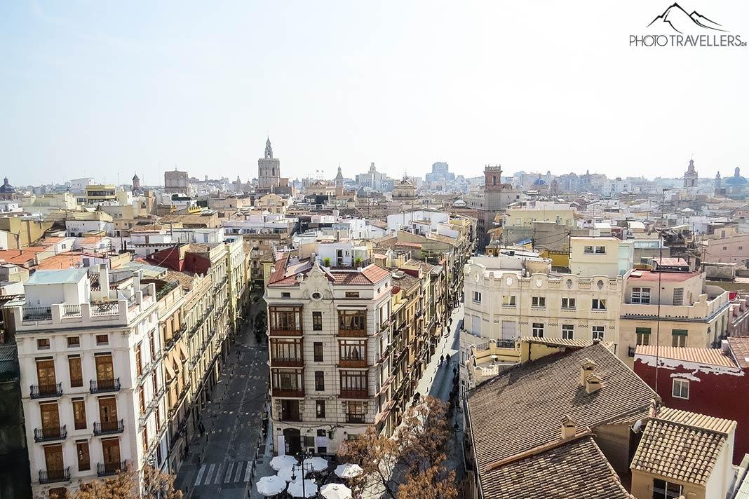 Vue des Torres de Serranos sur le centre-ville de Valence
