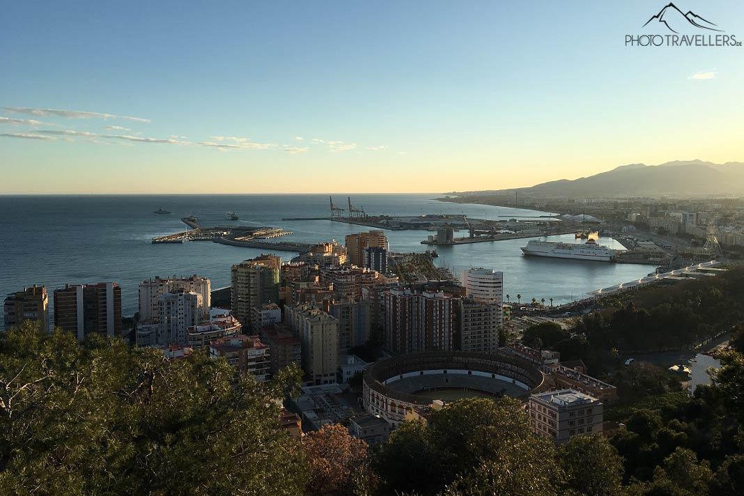 Málaga au crépuscule