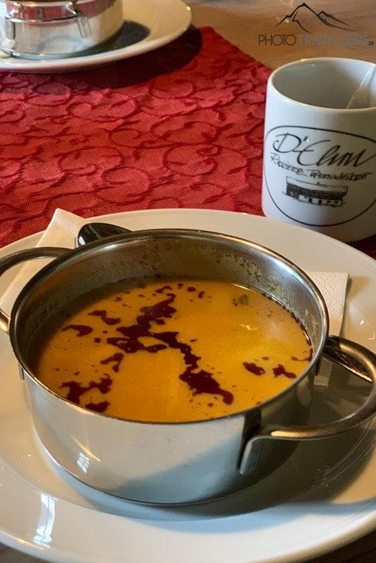 Un pot de soupe à l'auberge 'la Tavernwirtschaft d'Ehrn' dans la Forêt bavaroise