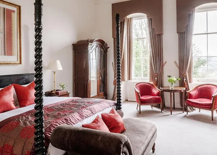 Top Hotels with Swimming Pools in Bath