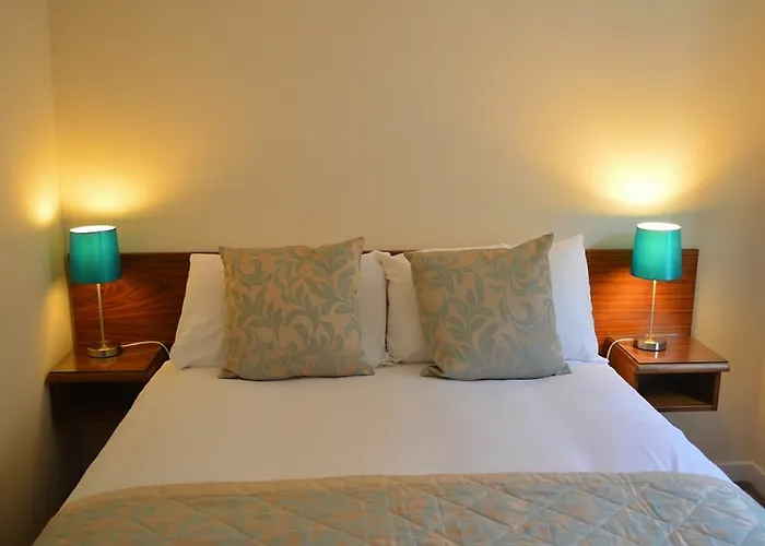 Best Hotels Near Salisbury, UK