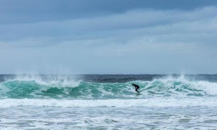 10 of the best surfing beaches in the UK | Surfing holidays