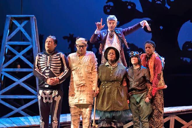 Geordie Theatre — Delinelle Street