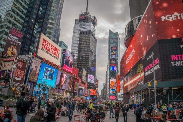 New York Sehenswuerdigkeiten Times Square